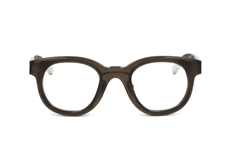 Kris Van Assche by Linda Farrow KVA22